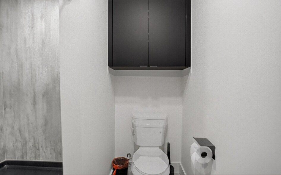 Building Photo - 309 S Boulder Ave