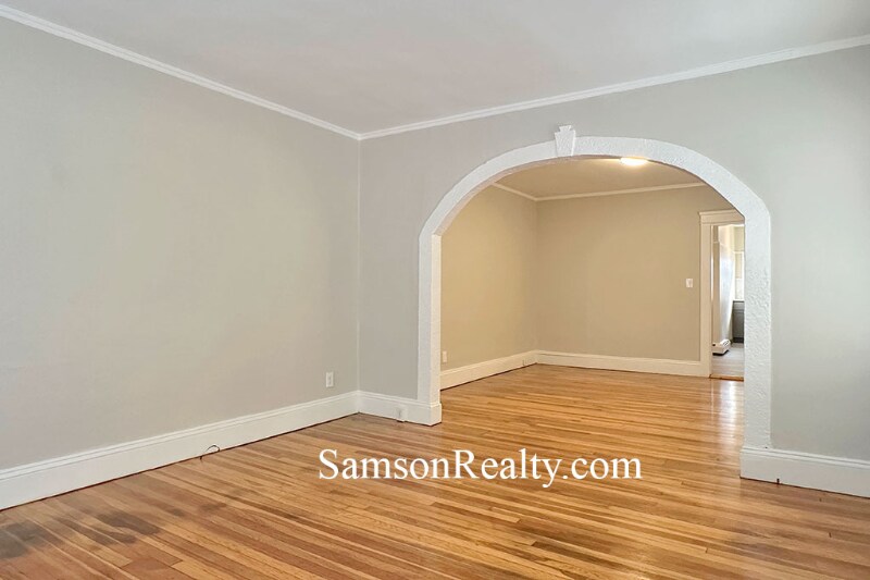 Building Photo - 18 Aldrich Terrace