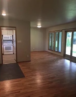 Building Photo - 30827 21st Ave SW