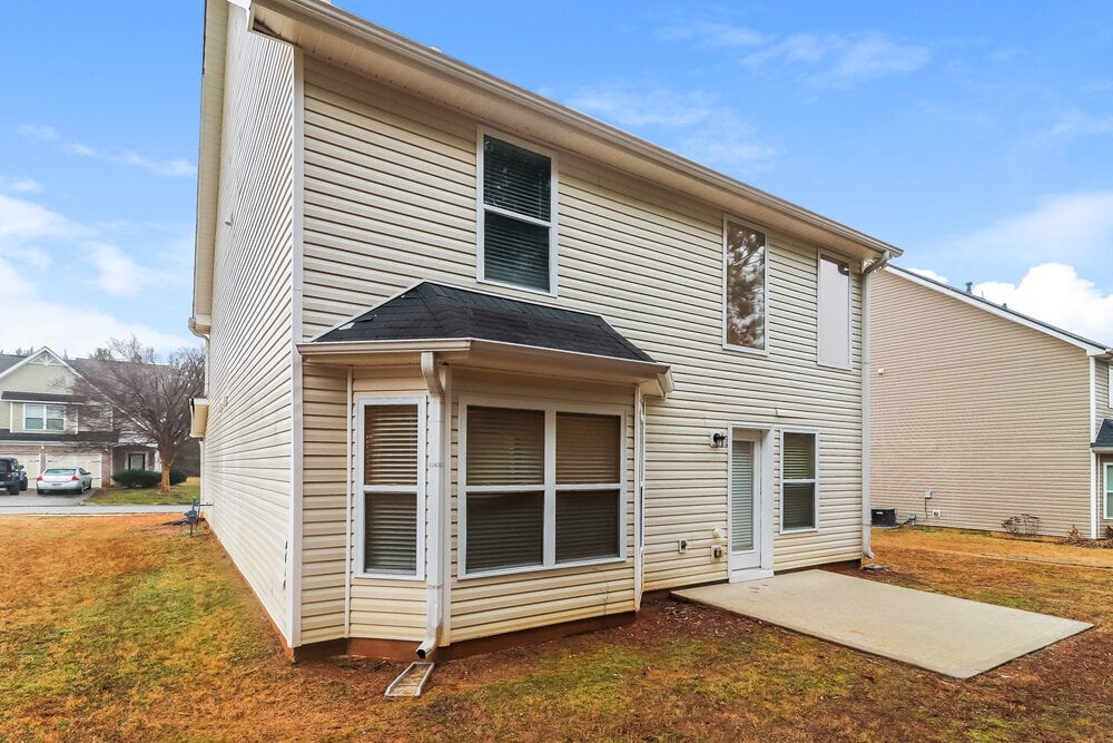 Building Photo - 168 Darbys Run Dr