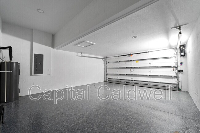 Building Photo - 2345 Bahia Vista St