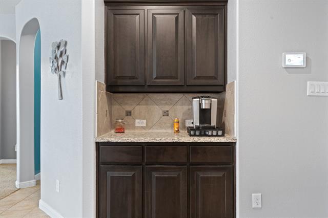 Building Photo - 9124 Golden Hollow Ln