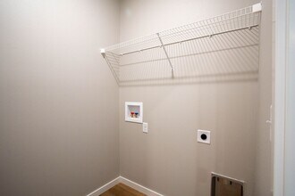 Building Photo - BRAND NEW 3 BEDROOM HOME WITH 3 CAR GARAGE