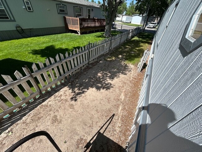 Building Photo - 3 Bed 2 Bath Mobile Home with Fenced Yard and Storage Shed