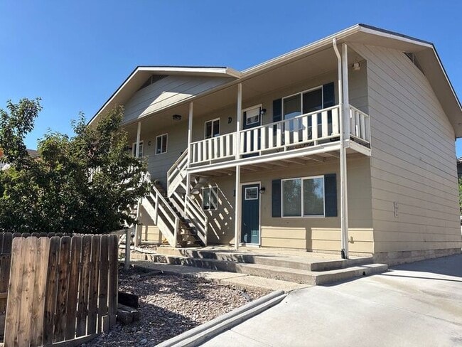 Primary Photo - Cozy 2BR First-Floor Unit in Colorado Spri...