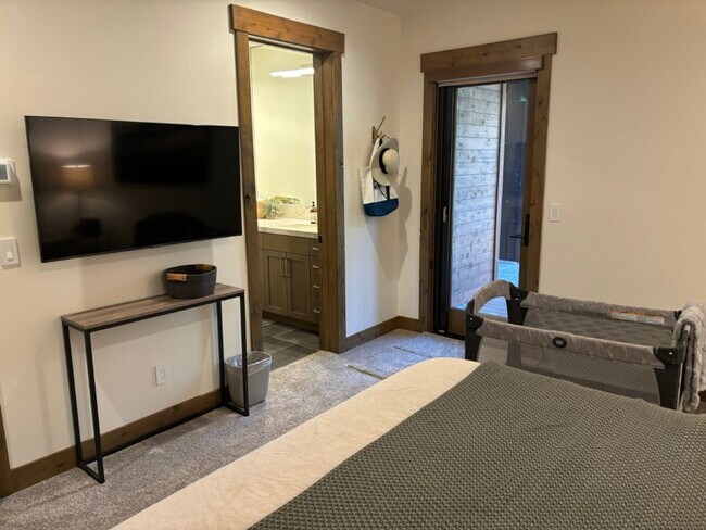 Building Photo - Winter Season Rental - The Estates in Incline Village, Nevada