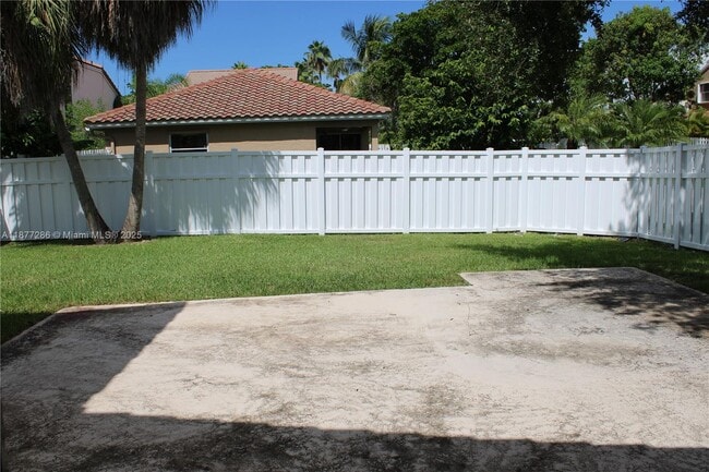 Building Photo - 9588 NW 9th Ct
