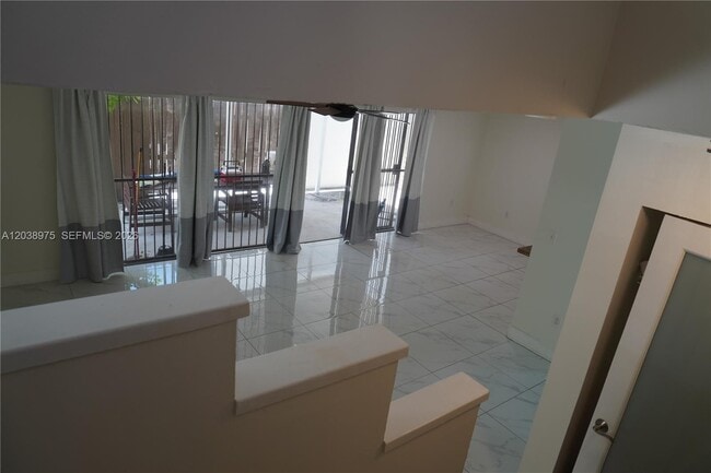 Building Photo - 9132 SW 148th Ct