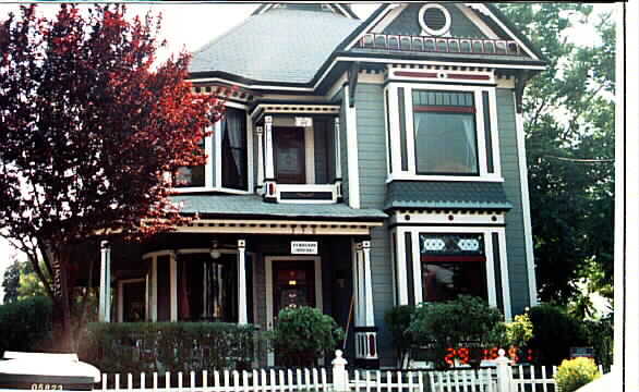 Primary Photo - 350 S Eureka St