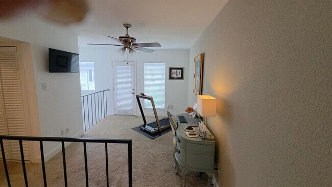 Building Photo - 1115 Augusta Dr