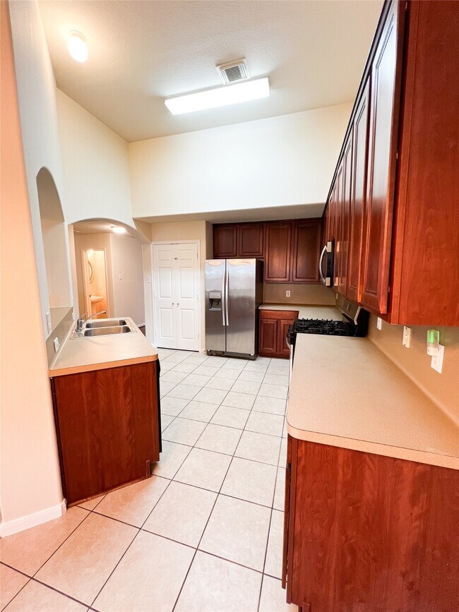 Building Photo - 5018 Juniper Walk Ln