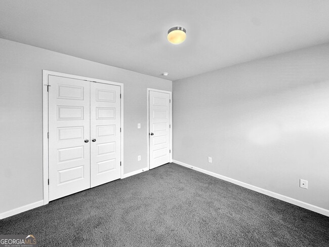 Building Photo - 1067 Lear Dr