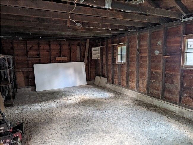 Building Photo - 486 Needham Ave