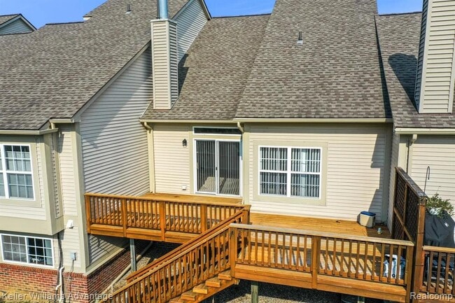 Building Photo - 31173 Livingston Dr