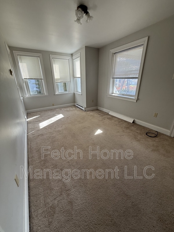 Building Photo - 243 Old Leacock Rd