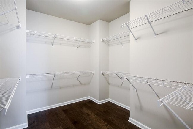 Building Photo - 4308 Parkside Pl