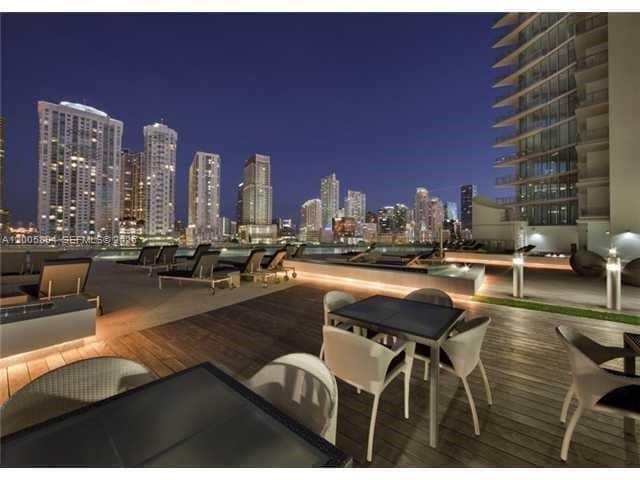 Building Photo - 92 SW 3rd St