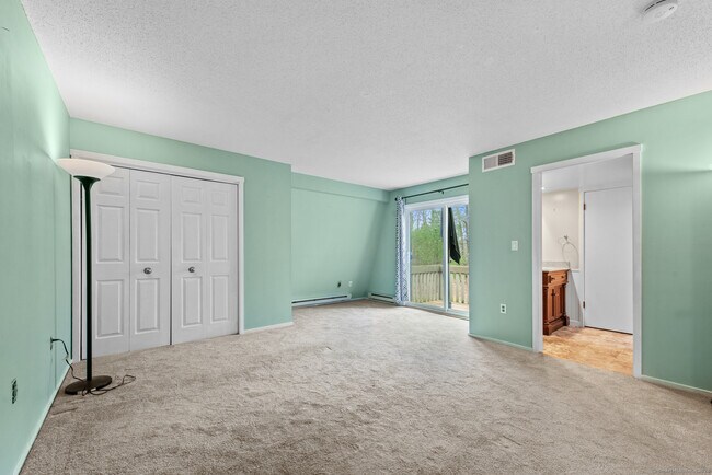 Building Photo - 50 Mallard Dr