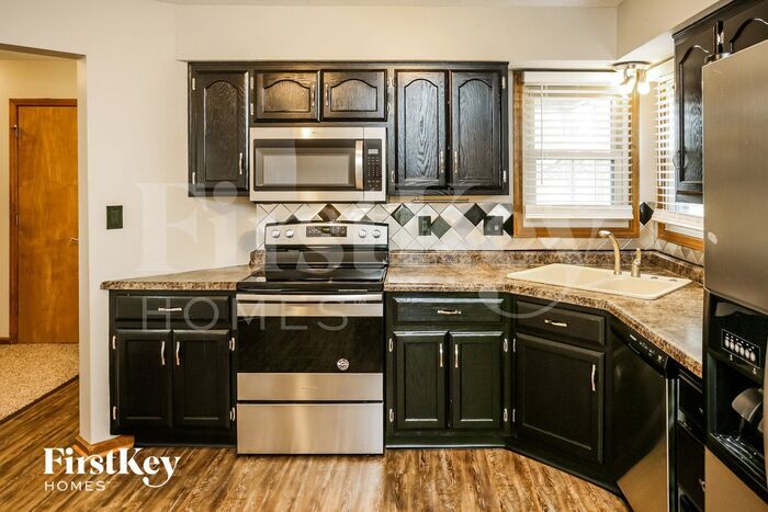 Building Photo - 6135 Pillory Dr
