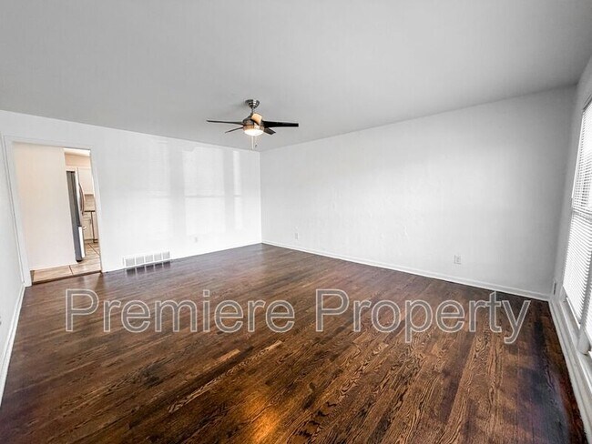 Building Photo - 10411 E 78 Terrace