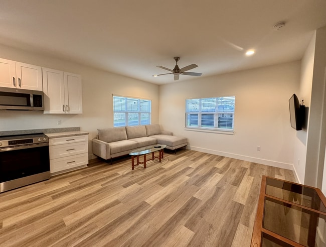 Building Photo - 269 Na Mahoe St