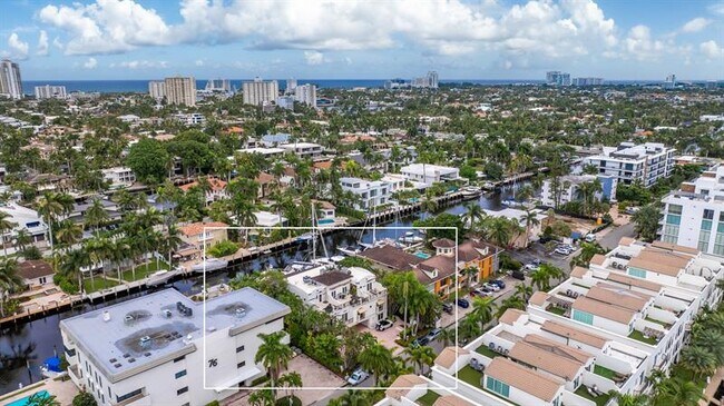 Building Photo - 70 Isle of Venice Dr