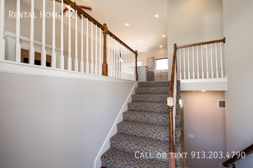 Building Photo - 23815 W 126th Terrace