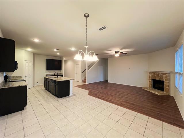 Building Photo - 2433 Gelbray Pl