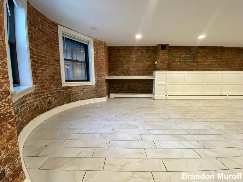 Building Photo - 482 Columbus Ave