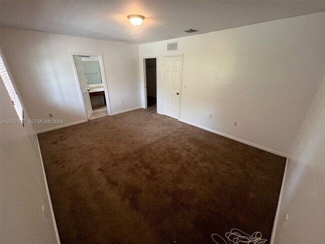 Building Photo - 27568 SW 143rd Ave