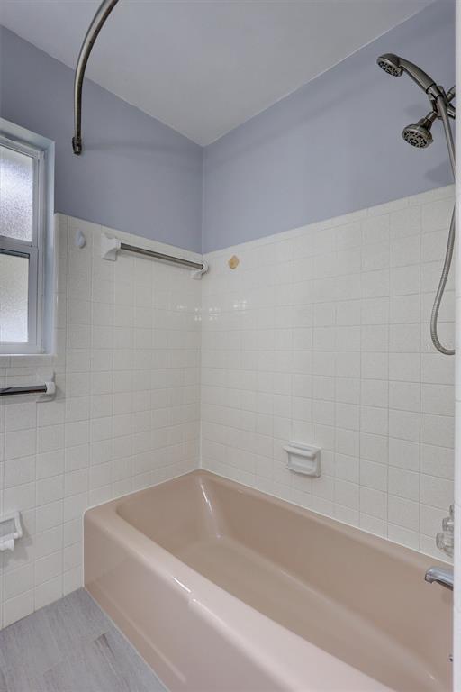 Building Photo - 2544 Burnice Dr