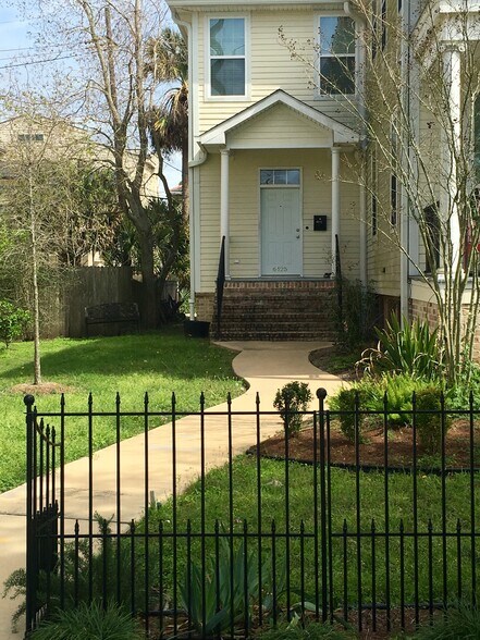 Building Photo - 6425 W End Blvd