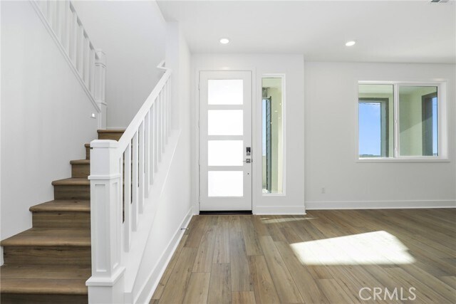 Building Photo - 27213 Tamarack Ln