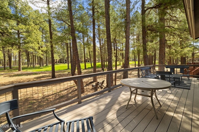 Building Photo - 2145 William Palmer