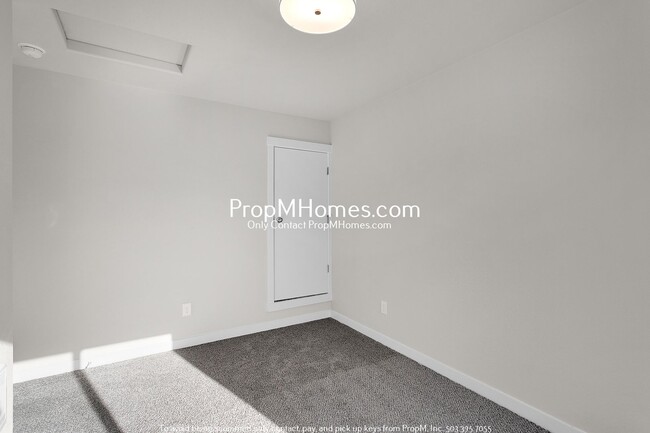 Building Photo - Modern Two Bedroom Home in Mt. Tabor!