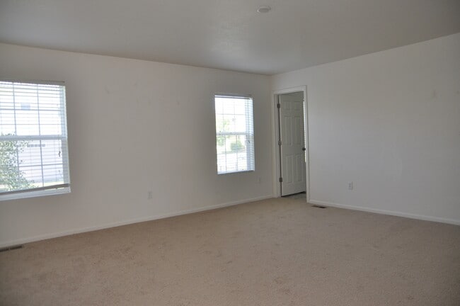 Building Photo - 4144 Alcazar Dr