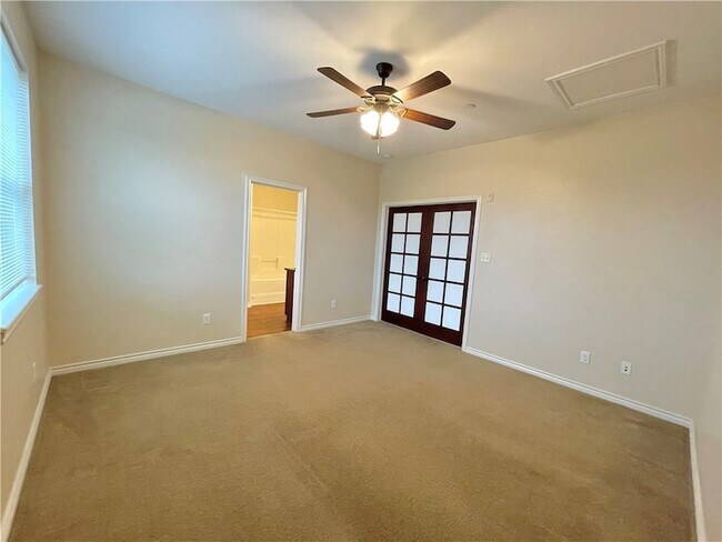 Building Photo - 1915 Dartmouth St