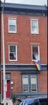Building Photo - 2037 Christian St