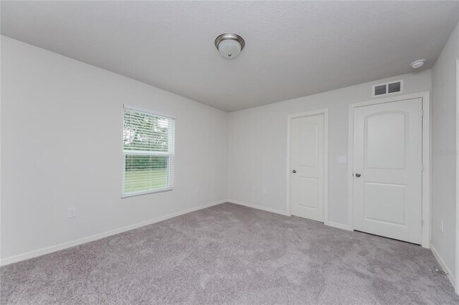 Building Photo - 208 Gladiola Ct