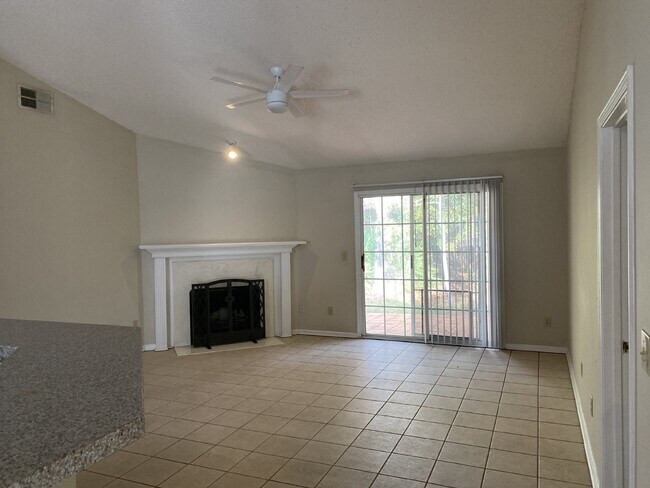 Building Photo - COMING SOON – 3 Bedroom, 2 Bathroom Single...