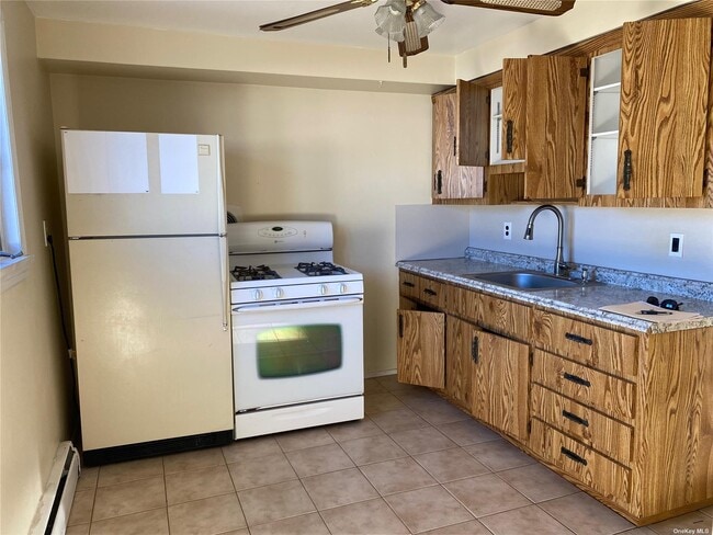 Building Photo - 19 Cherwal St