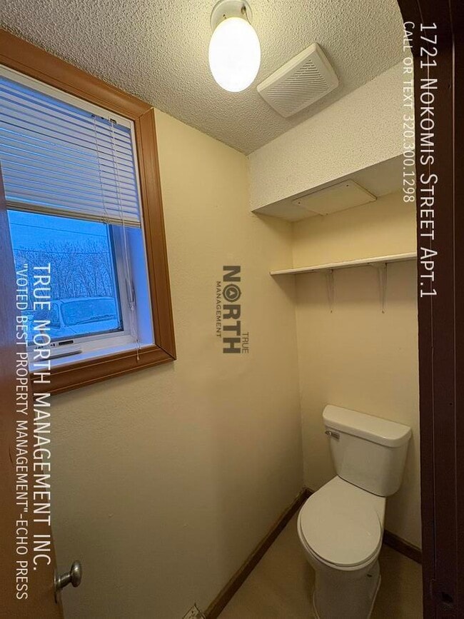 Building Photo - 1721 Nokomis St