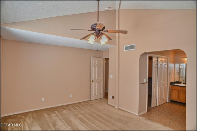 Building Photo - 3140 Tierra Encino Dr