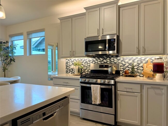 Building Photo - 15782 Cairnwell Bend Dr