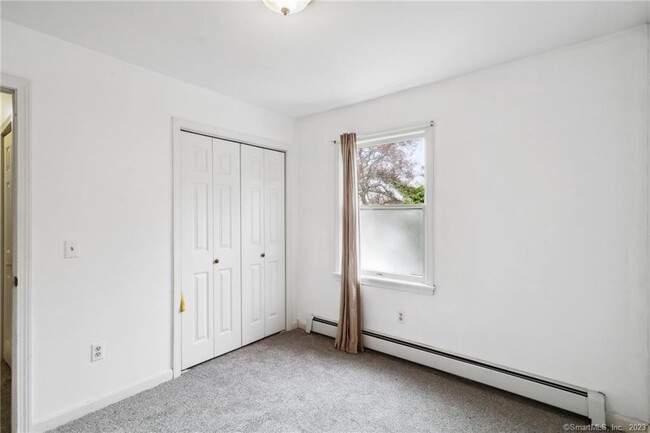 Building Photo - 43 W Elderkin Ave