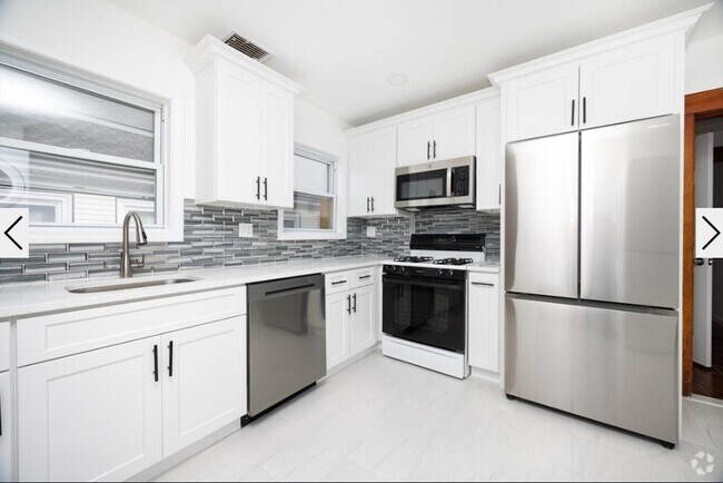 Building Photo - 19 Puritan Rd