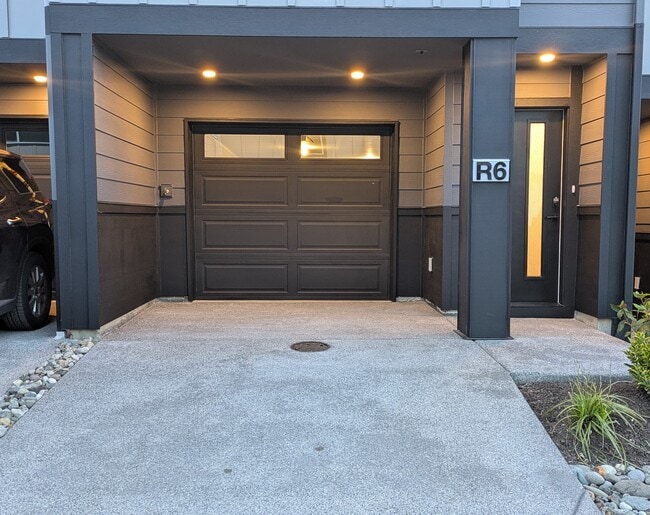 Primary Photo - 14707 87th Ave SE