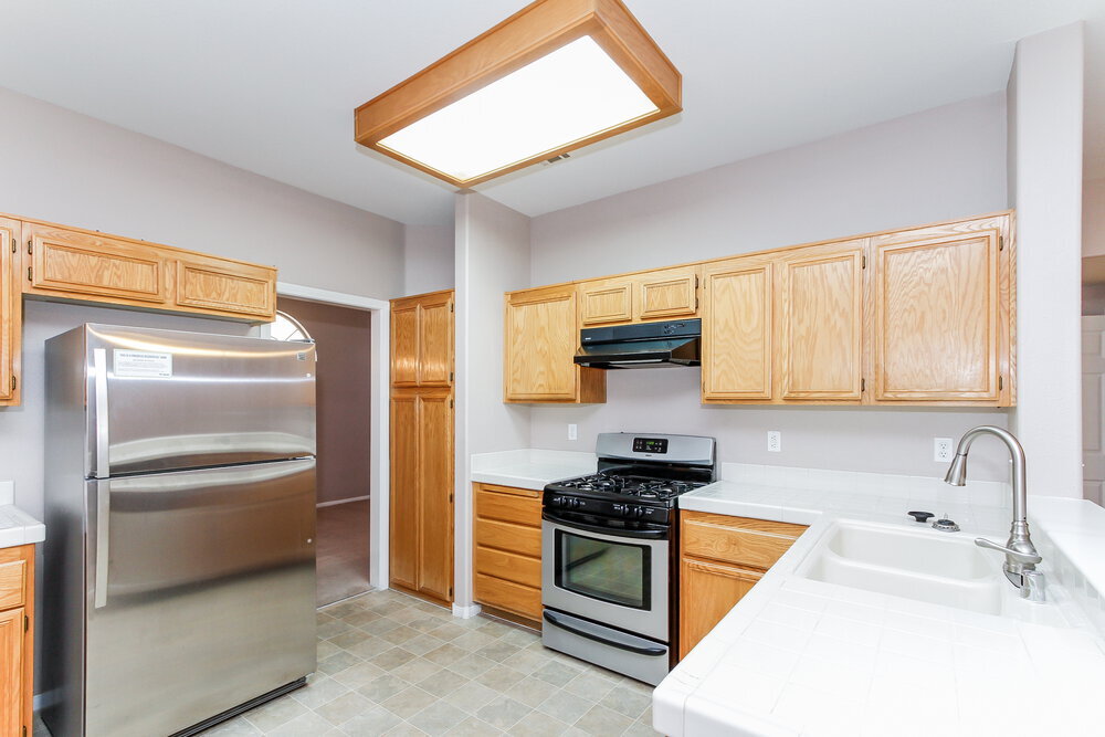 Building Photo - 6055 Autumn Rose Way