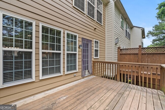 Building Photo - 4637 Wehunt Commons Dr