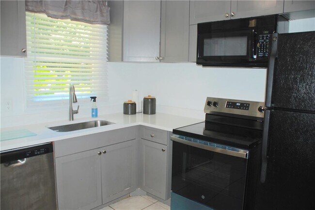 Building Photo - 4700 Barbara Mitchell Dr